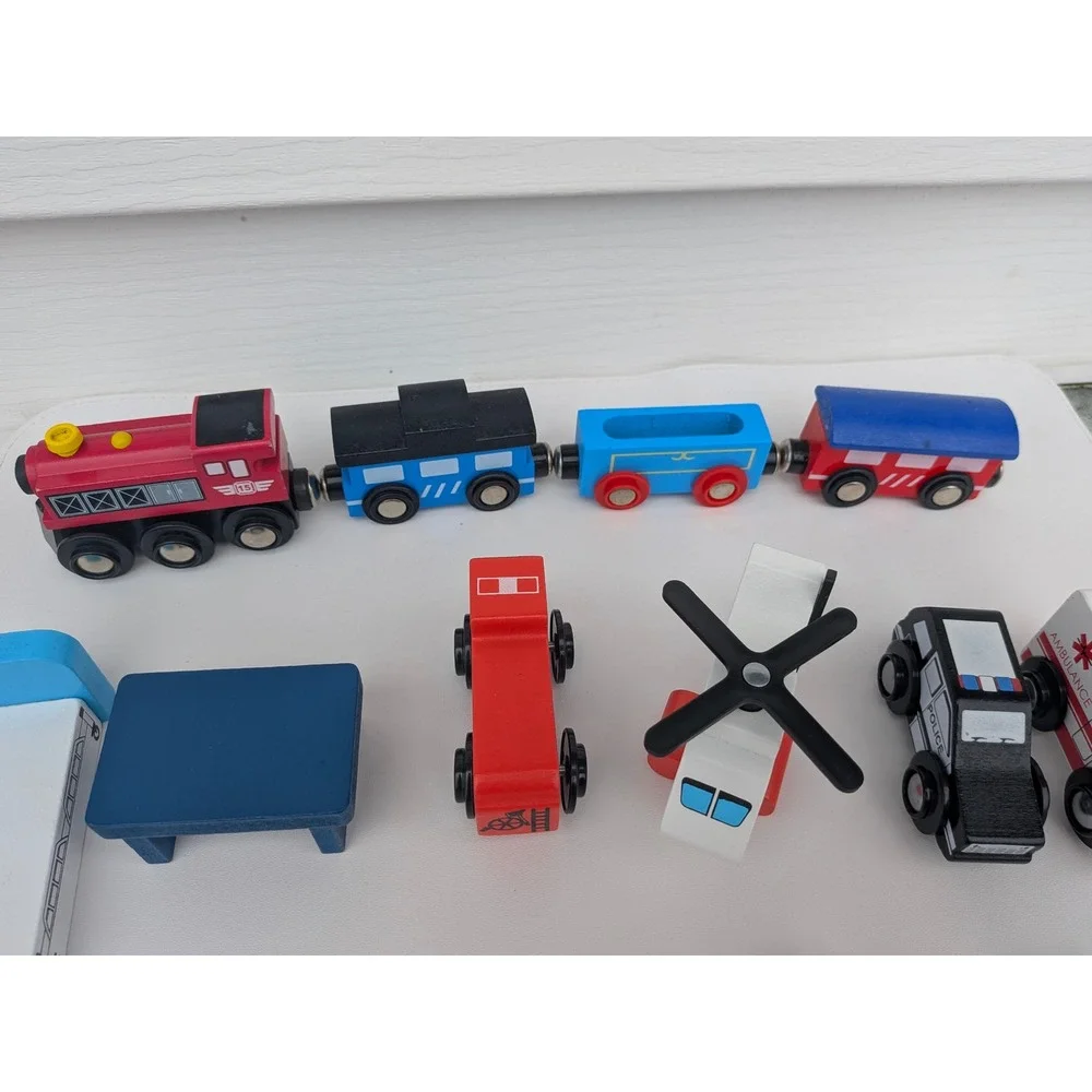 Wooden Magnetic Train and Emergency Vehicle Toy Set Police Fire Ambulance 19pc
